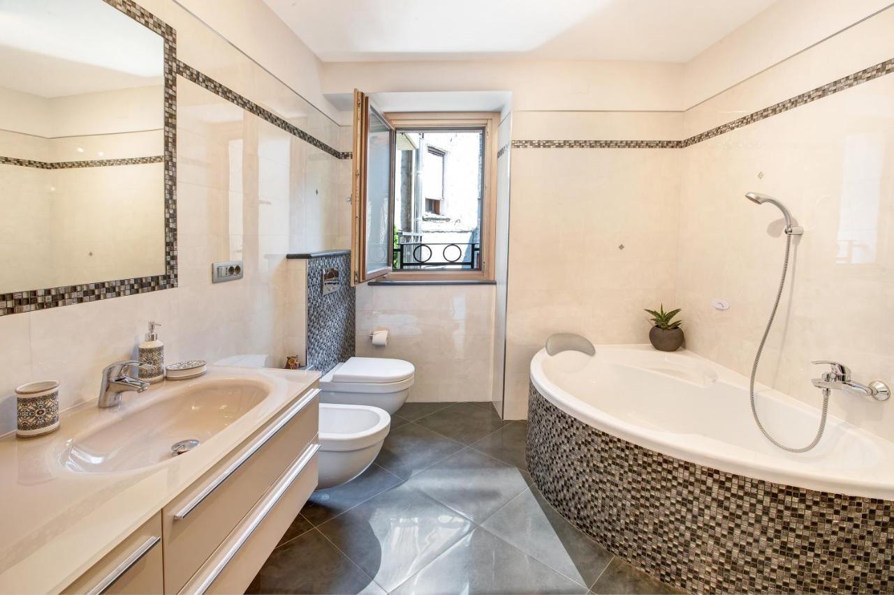 La Maison Du Bonheur Grosio Apartment Bagian luar foto