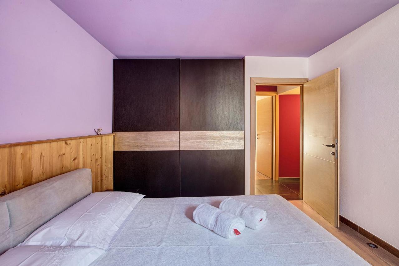 La Maison Du Bonheur Grosio Apartment Bagian luar foto